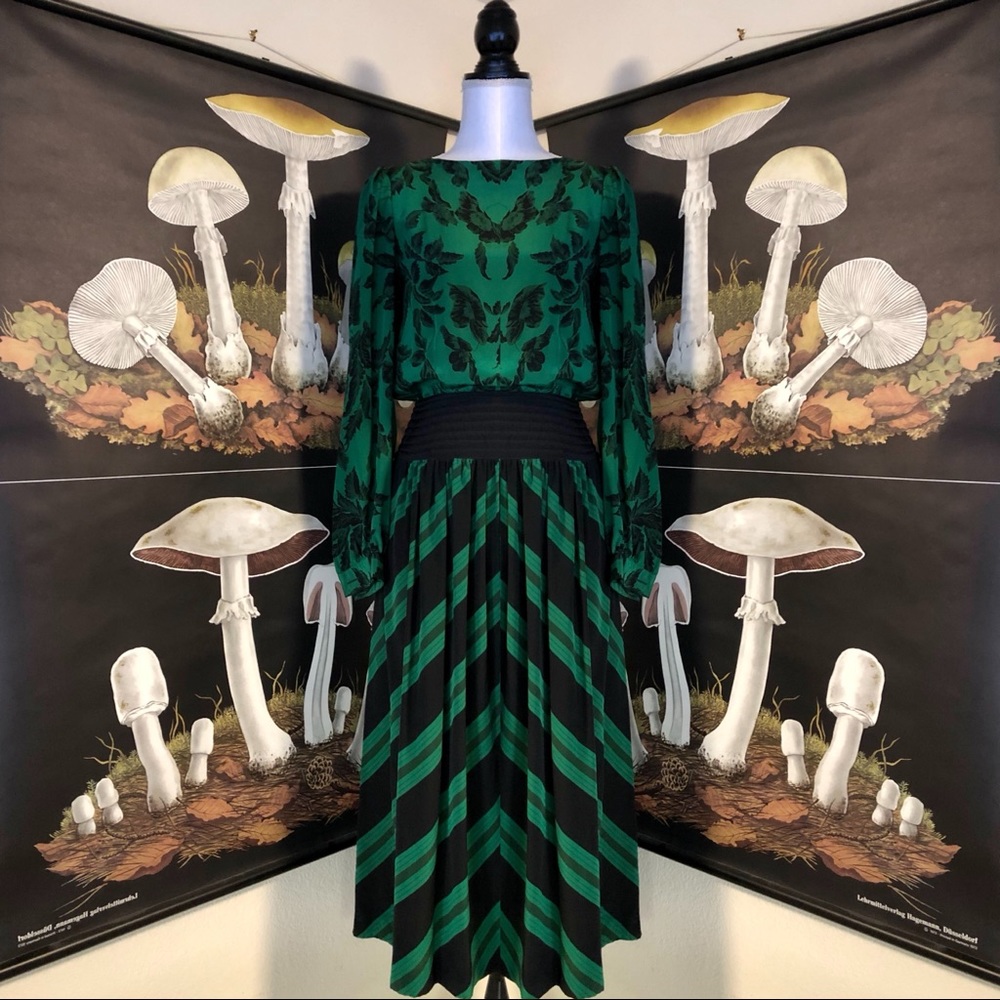 Vintage ‘80s Silk Studio 🌿Botanical Dress🌿